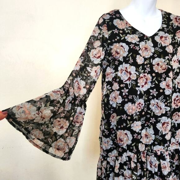 ONE HART Black Teal Floral V Neck Bell Sleeves Ruffle Hem Mini Dress Size M - Picture 7 of 13